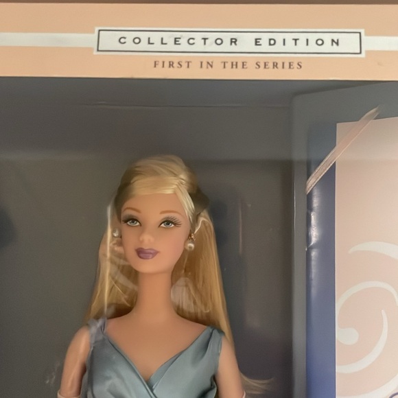 2000 Grand Entrance Barbie by Carter Bryant 1st in Series - Picture 3 of 12
